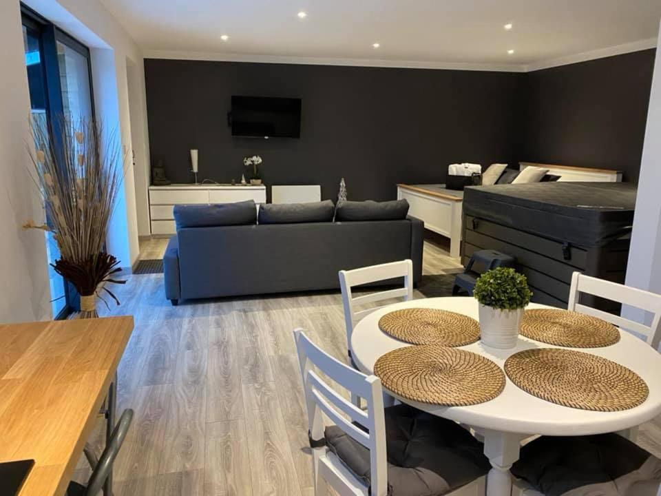 Le Clos De La Madelaine Montreuil  Dış mekan fotoğraf